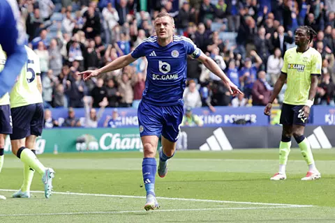 الدوري الإنجليزي.. فاردي يخوض آخر مبارياته مع ليستر سيتي أمام إبسويتش